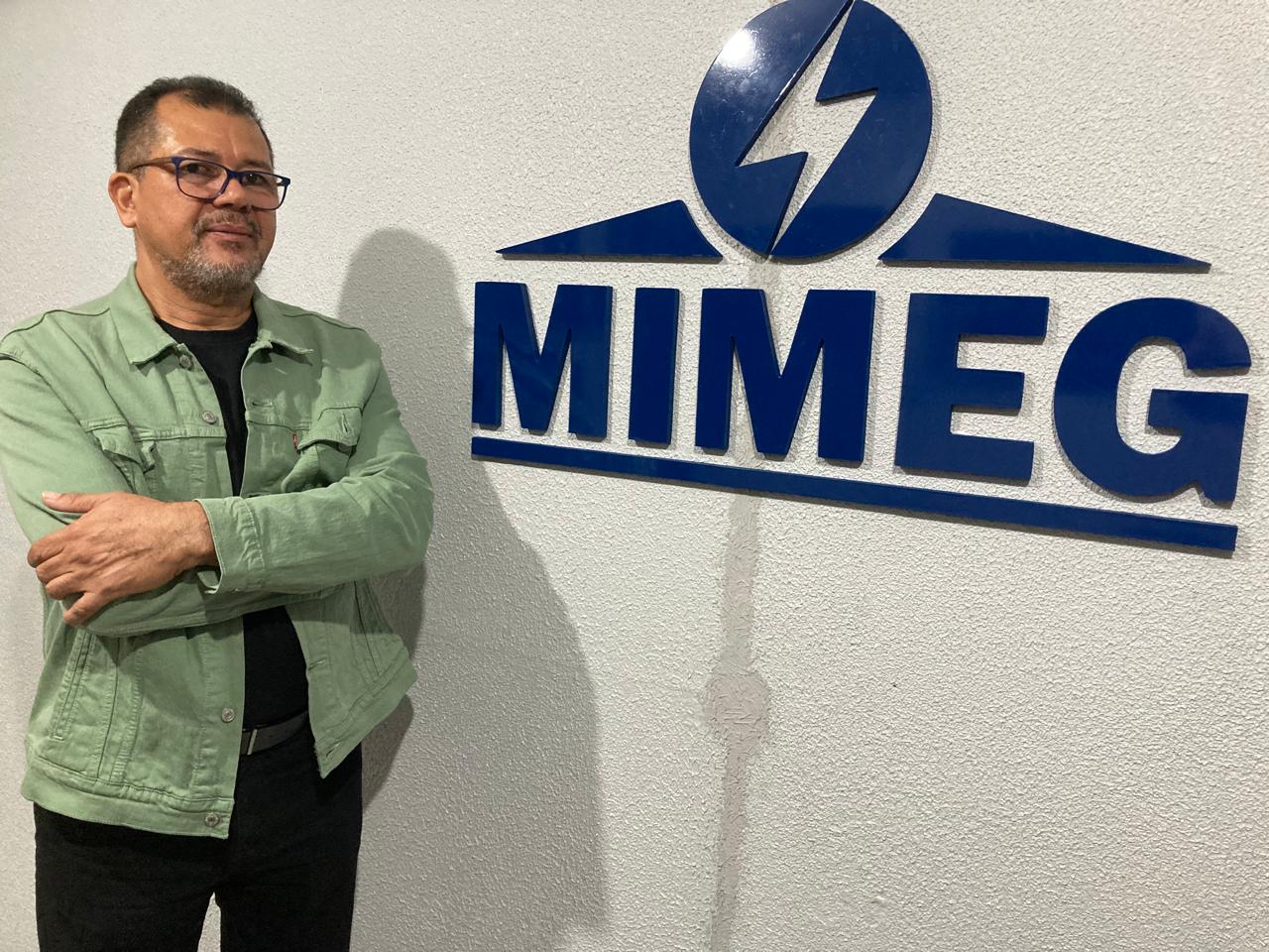 Imagem adicional ao lado da assinatura